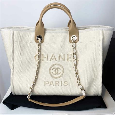 chanel tote black and white|chanel shopping tote price.